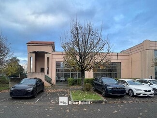 More details for 30 Rue Du 35eme Regiment D'Aviation, Bron - Office for Sale