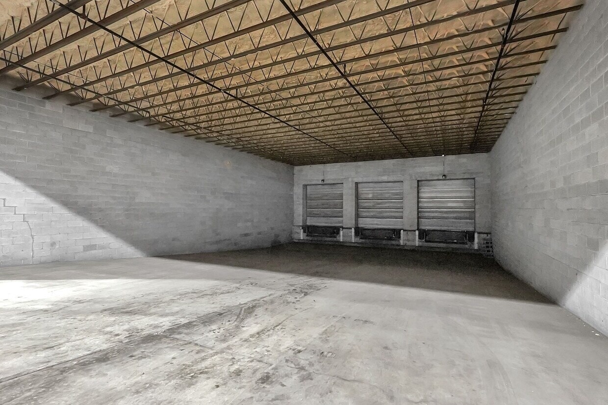 1450 E Walnut St, Lancaster, OH for sale Interior Photo- Image 1 of 4