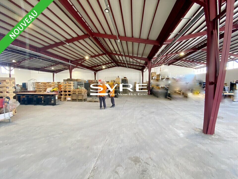 Retail in Aubagne for lease Building Photo- Image 1 of 3