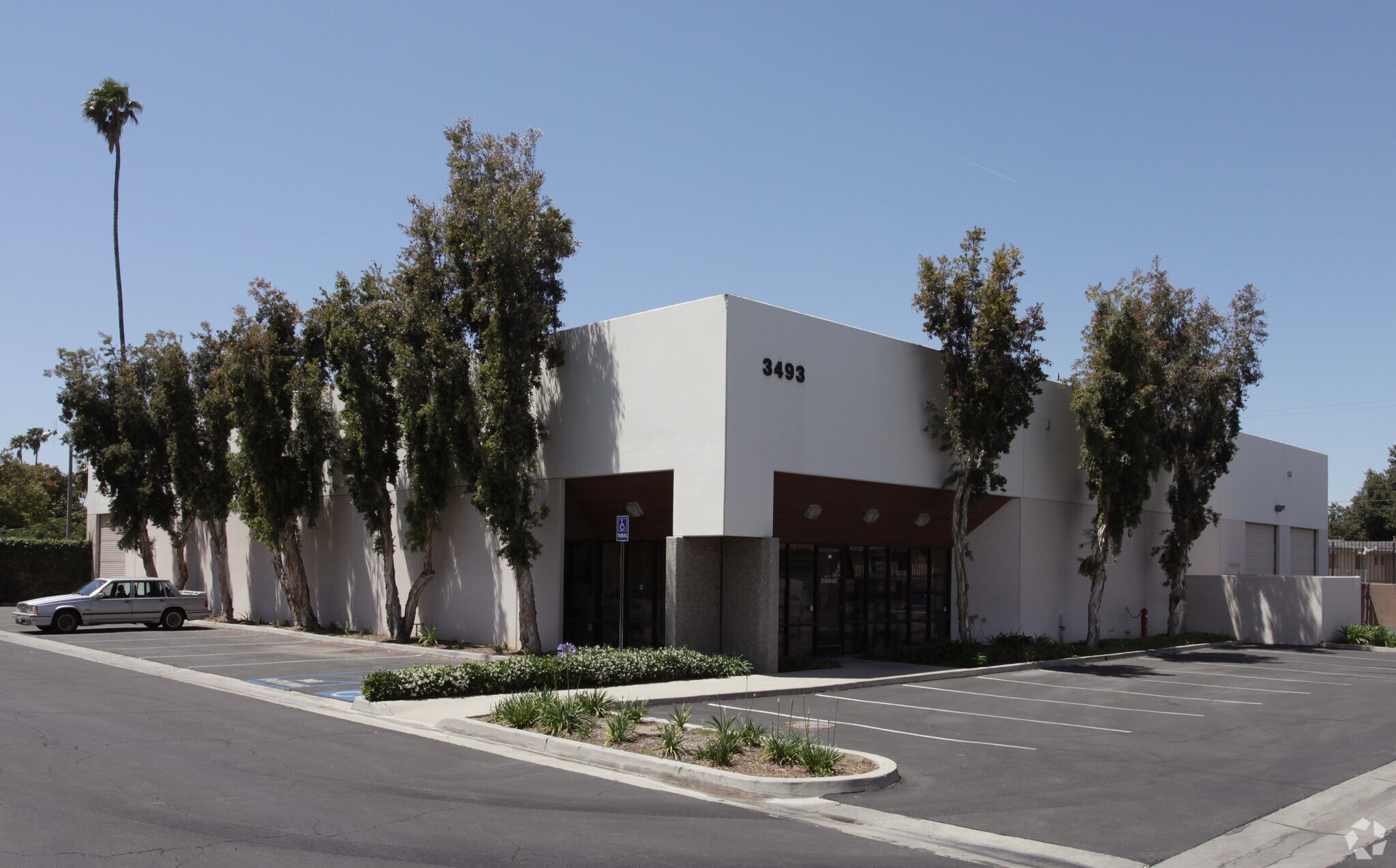 3493 Durahart St, Riverside, CA for lease Primary Photo- Image 1 of 6