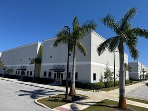 8160 SW Jack James Dr, Stuart, FL for lease Building Photo- Image 1 of 9