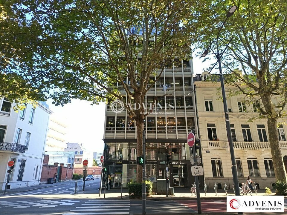 Bureau dans Lille à louer Photo du bâtiment- Image 1 de 12