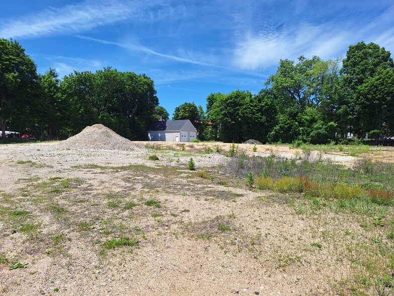 77 New Salem St, Laconia, NH for sale - Construction Photo - Image 3 of 14