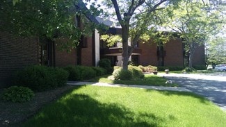 More details for 135 N Greenleaf Ave, Gurnee, IL - Multiple Space Uses for Lease