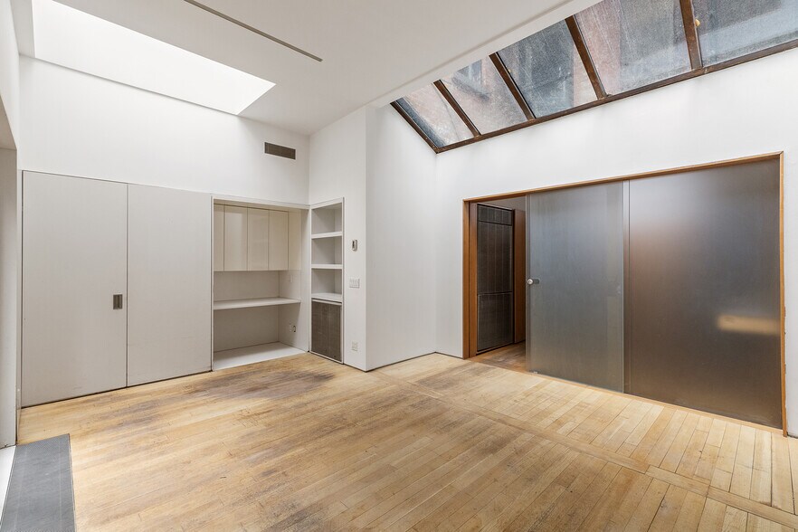 127 E 69th St, New York, NY à louer - Photo intérieure - Image 2 de 5