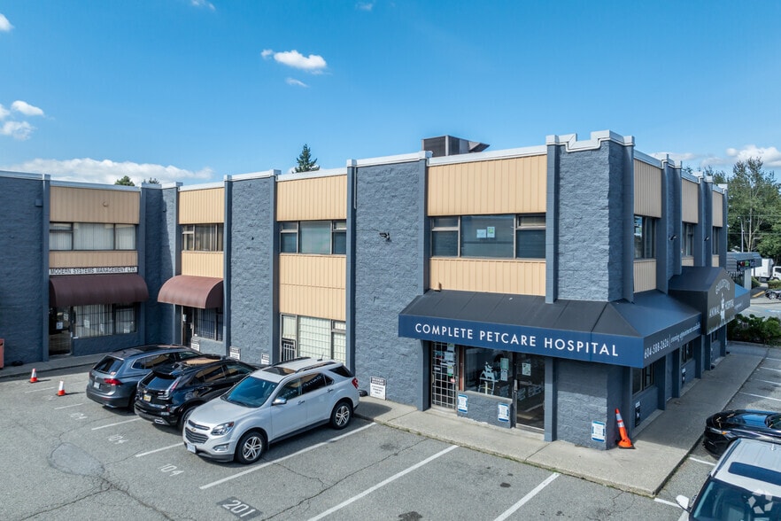 9547 152nd St, Surrey, BC à vendre - Photo du bâtiment - Image 2 de 4