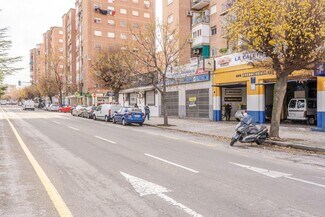 Plus de détails pour Calle Virgen de la Consolación, Granada - Commerce de détail à vendre