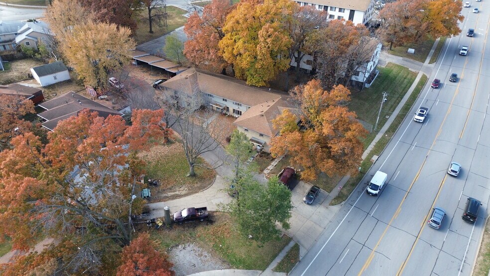 2920 Douglas Ave, Des Moines, IA à vendre - Photo du bâtiment - Image 3 de 10