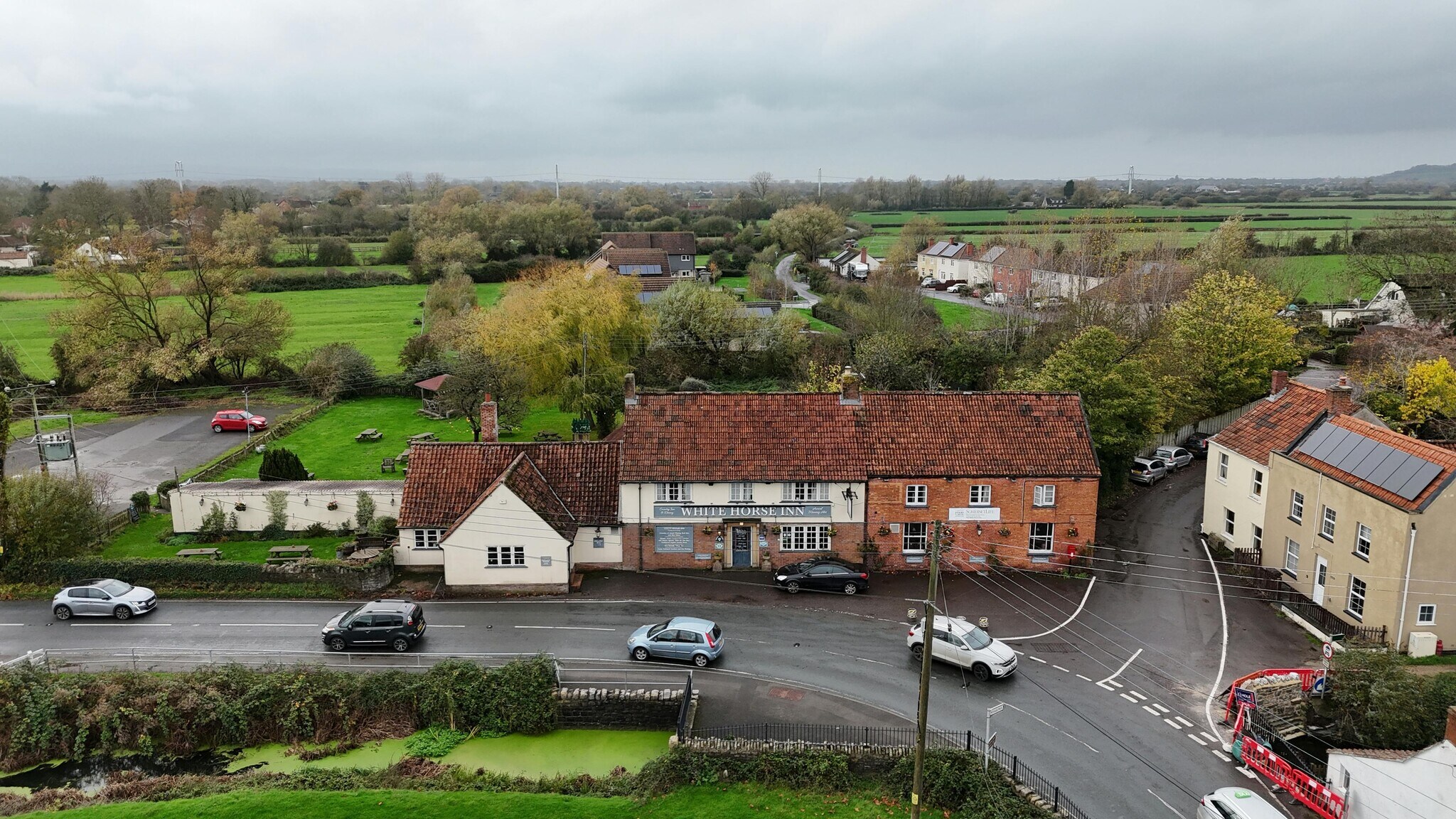 Mark, Mark à vendre Photo du bâtiment- Image 1 de 14
