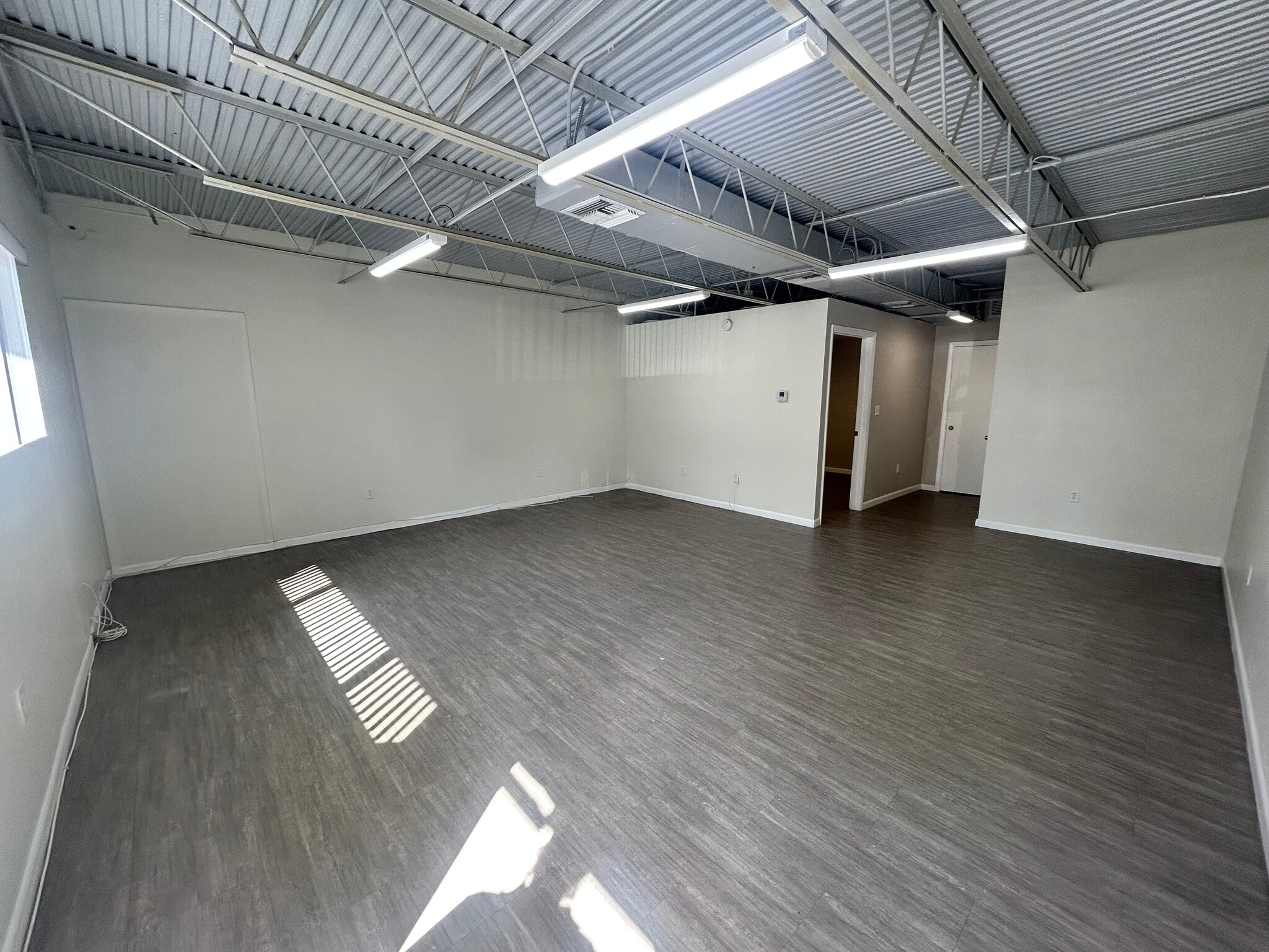 6225 Johnson St, Hollywood, FL for lease Interior Photo- Image 1 of 7
