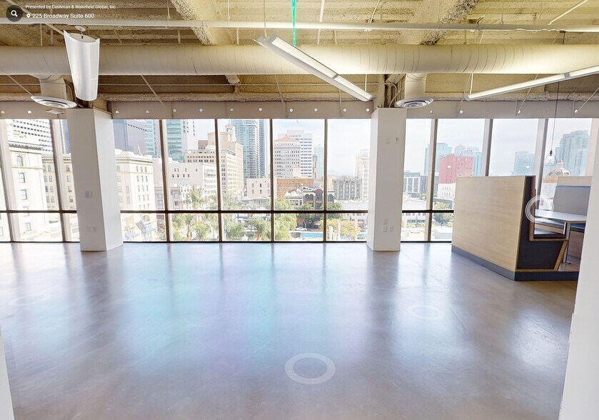 225 Broadway, San Diego, CA à louer - Numérisation 3D de Matterport - Image 3 de 18