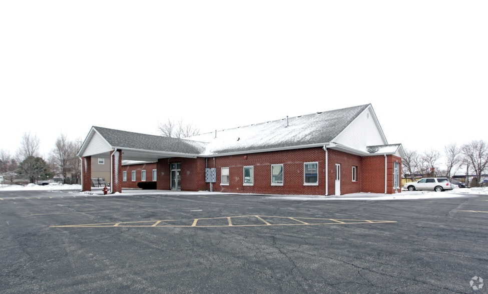 901 Route 34, Plano, IL for sale - Building Photo - Image 3 of 11