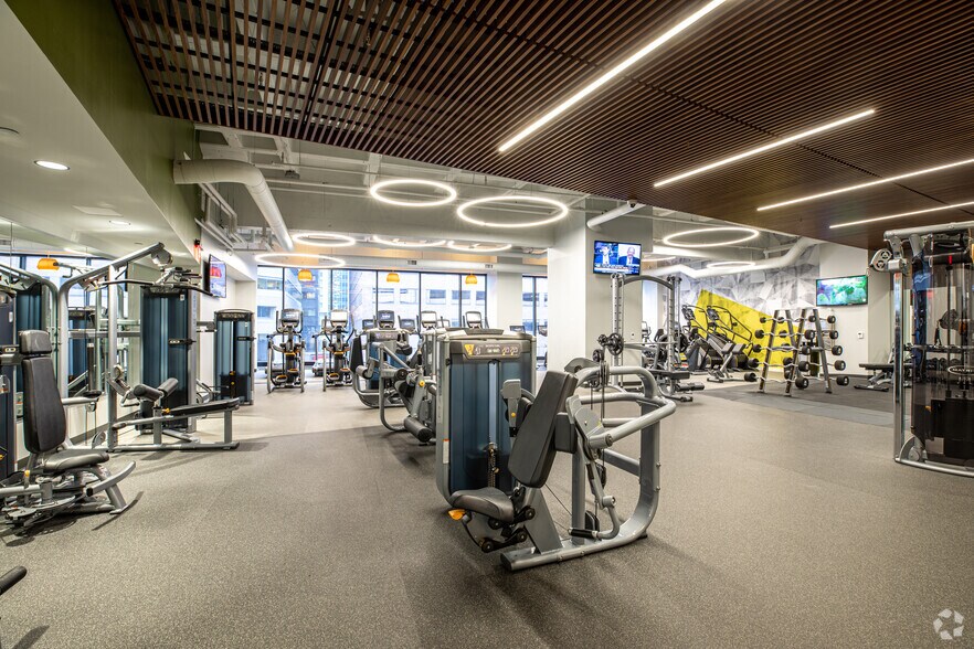 1818 Market St, Philadelphia, PA for lease - Interior Photo - Image 2 of 44