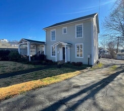 1821 Cumberland Ave, Charlotte, NC à louer Photo du bâtiment- Image 1 de 15