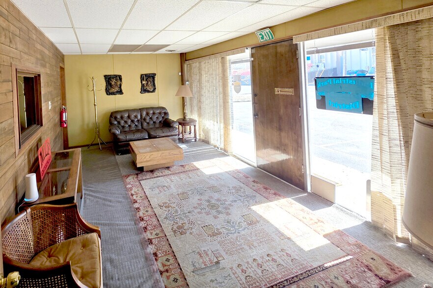 6625 E 49th Ave, Commerce City, CO à louer - Photo du bâtiment - Image 3 de 9