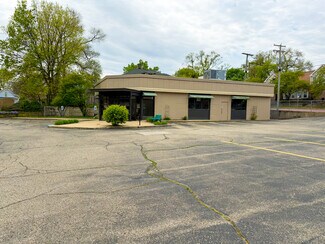 Plus de détails pour 602 Lincolnway E, South Bend, IN - Commerce de détail à vendre