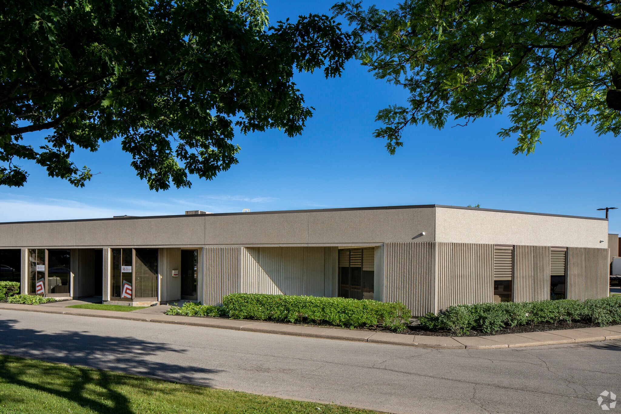 5600 Ambler Dr, Mississauga, ON for sale Primary Photo- Image 1 of 1