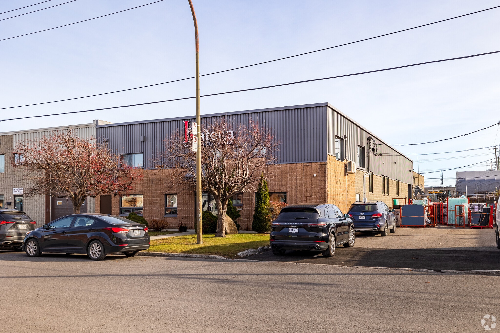 9220 Rue Robert-Armour, Montréal, QC for sale Primary Photo- Image 1 of 1