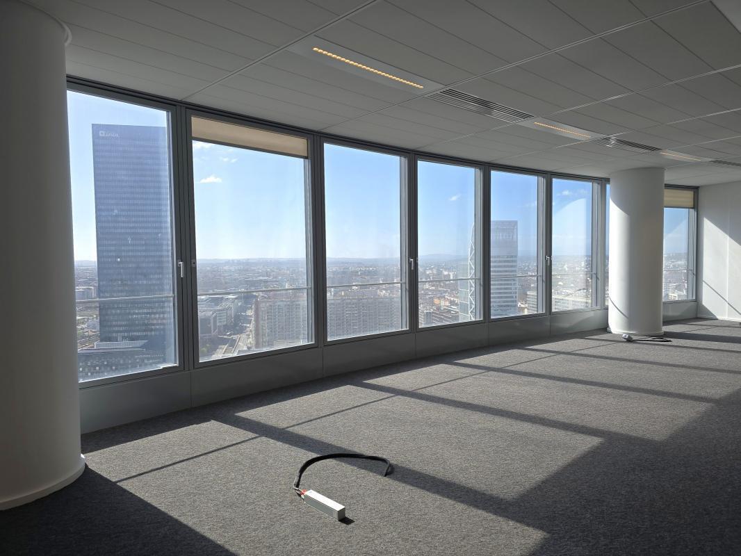10-12 Boulevard Marius Vivier-Merle, Lyon for lease Interior Photo- Image 1 of 11