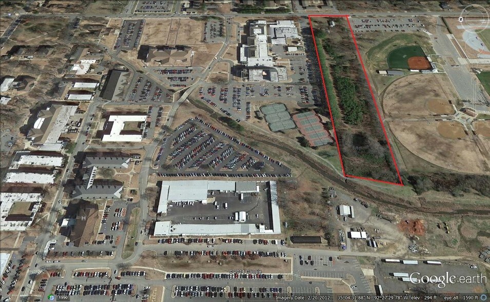 405 S Donaghey Ave, Conway, AR à vendre - Photo du bâtiment - Image 1 de 3