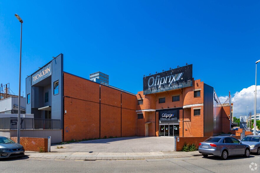 Carrer del Mercuri, 4, Cornellà de Llobregat, Barcelona for sale - Building Photo - Image 2 of 3