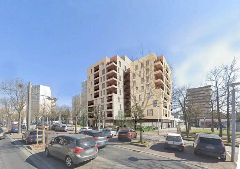 30 Avenue De L'Europe, Rillieux-la-Pape for lease - Building Photo - Image 3 of 4