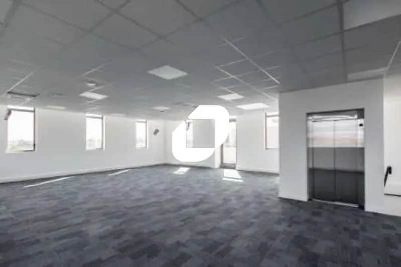 Flex in Argenteuil for lease - Building Photo - Image 2 of 18