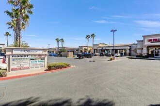 15550 Main St, Hesperia, CA for lease Building Photo- Image 2 of 28