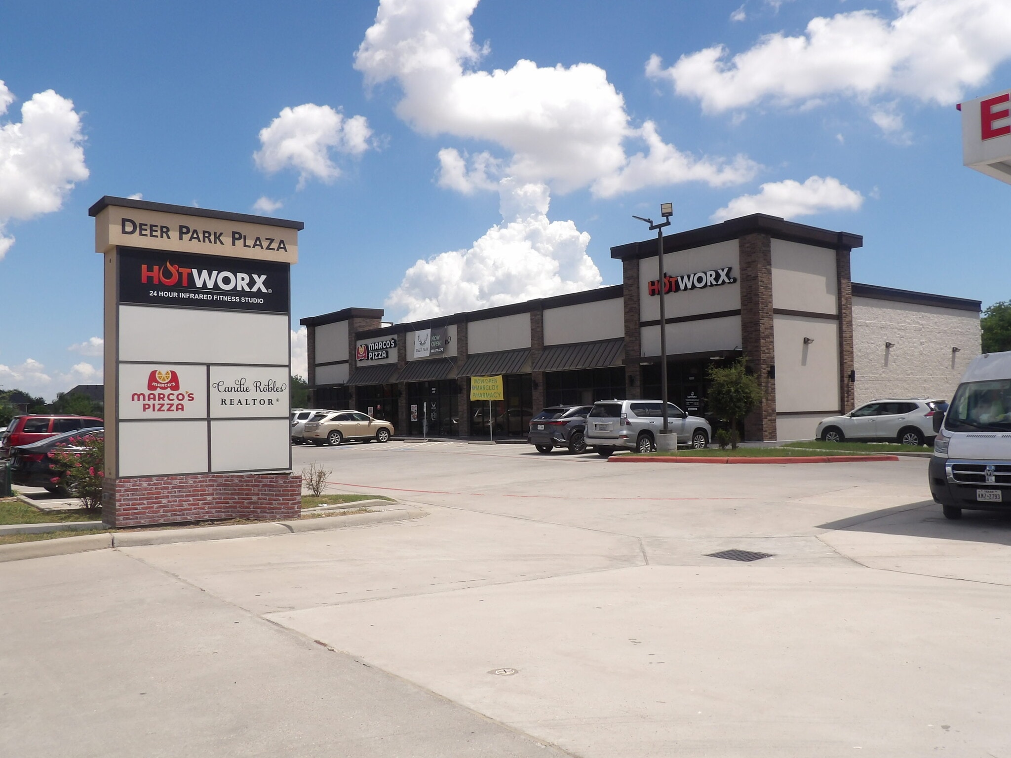 3401 East Blvd, Deer Park, TX à louer Photo principale- Image 1 de 14