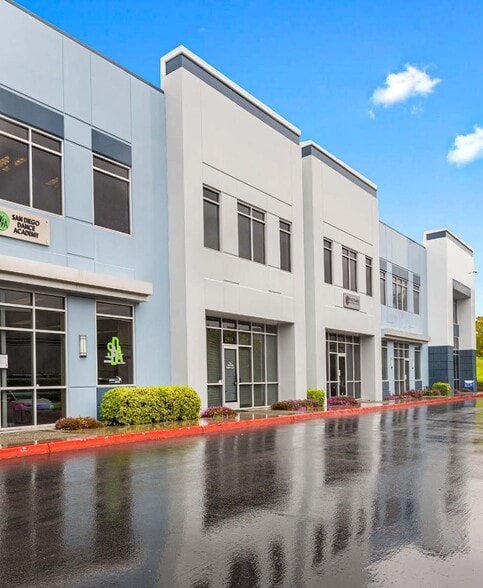 2563 Mast Way, Chula Vista, CA for lease - Building Photo - Image 1 of 5