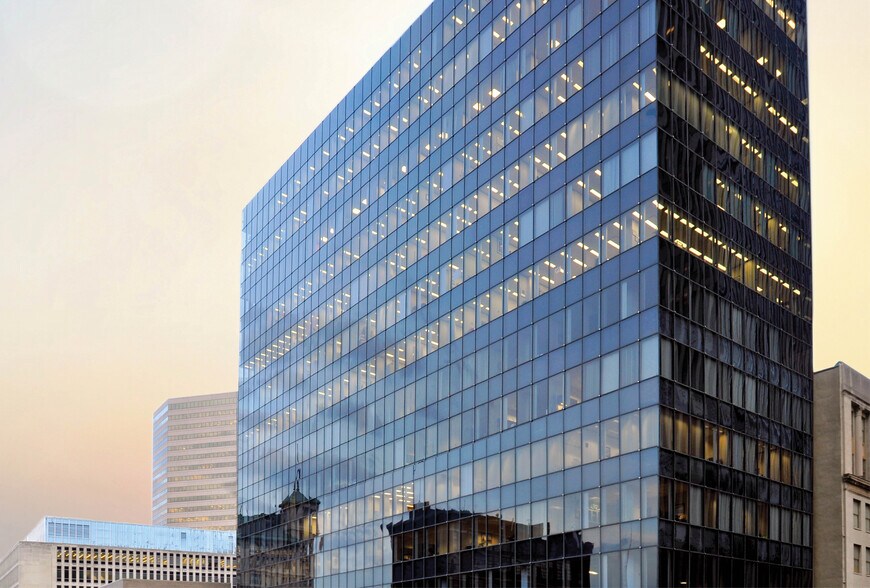 580 Walnut St, Cincinnati, OH à louer - Photo du bâtiment - Image 2 de 10
