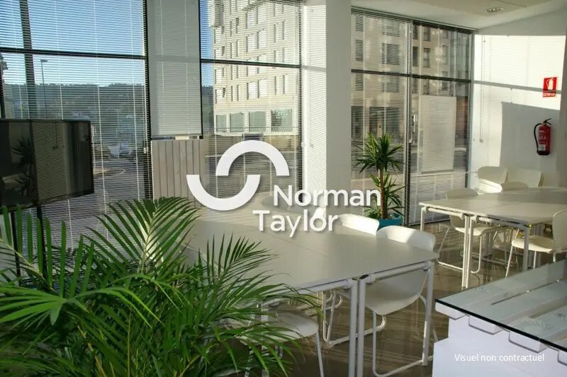 Office in Montpellier for lease Interior Photo- Image 1 of 23