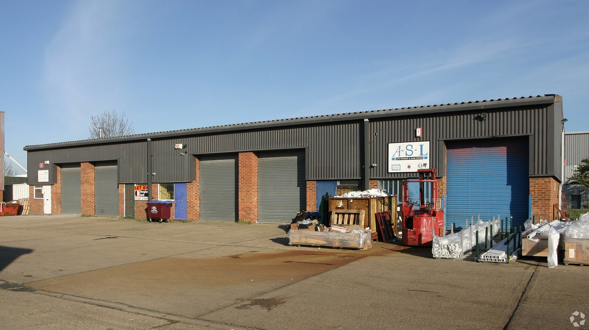 Aston Rd, Bedford for lease Primary Photo- Image 1 of 2