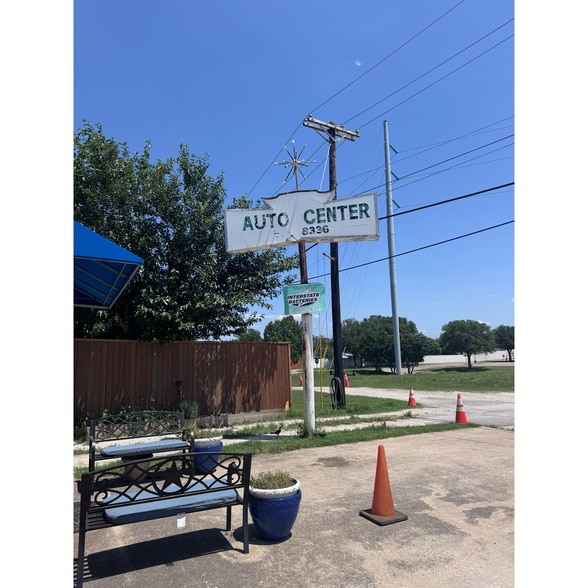 2405 Belt Line Rd, Garland, TX à vendre - Photo du bâtiment - Image 2 de 5