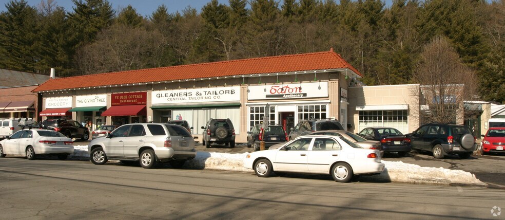 397-401 Boston Post Rd, Weston, MA à louer - Photo du bâtiment - Image 2 de 2