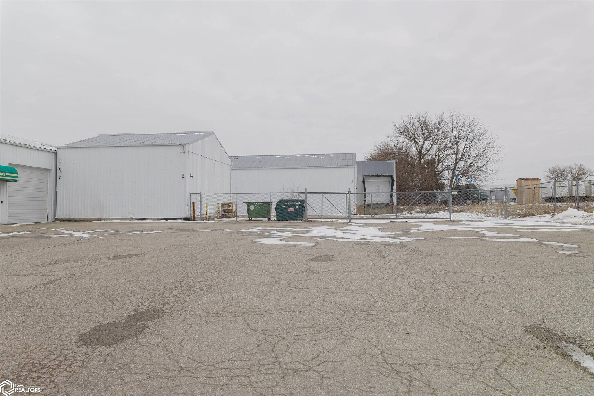 1130 Broadway St, West Burlington, IA à louer Photo du bâtiment- Image 1 de 42