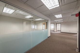 1 Tech Dr, Andover, MA à louer Photo intérieure- Image 2 de 6