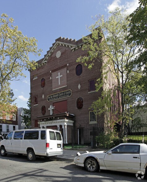 126 Rutgers Ave, Jersey City, NJ for sale - Primary Photo - Image 1 of 29