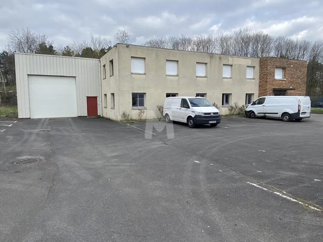 Office in Bondoufle for lease Building Photo- Image 1 of 11