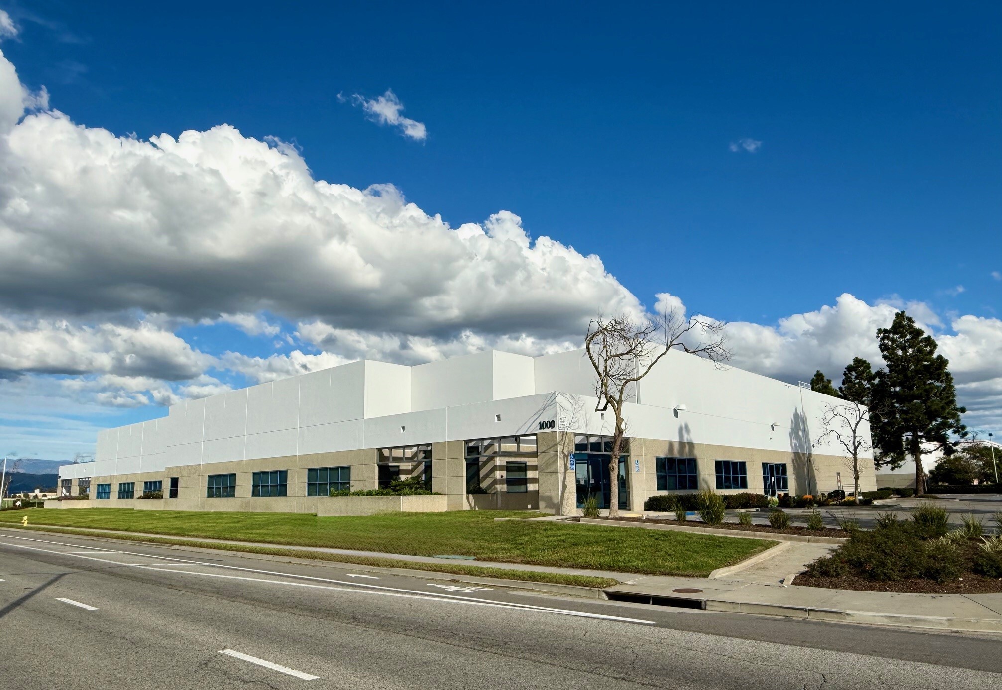 1000-1020 Del Norte Blvd, Oxnard, CA for sale Primary Photo- Image 1 of 26