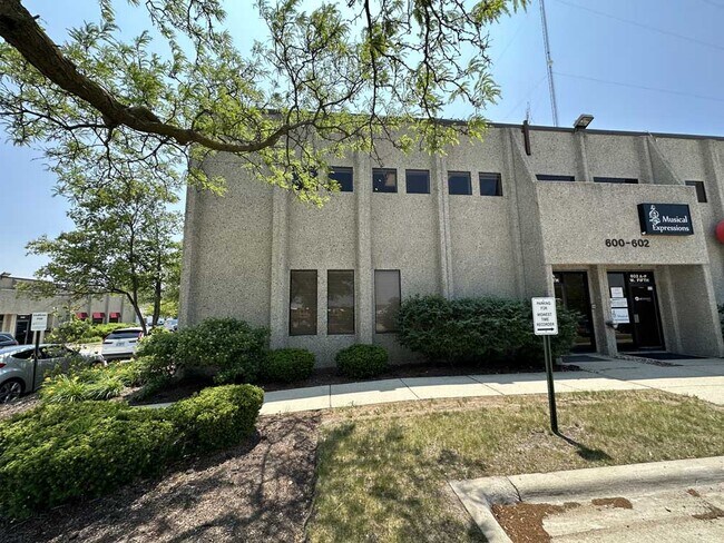 More details for 600-610 W 5th Ave, Naperville, IL - Office for Lease