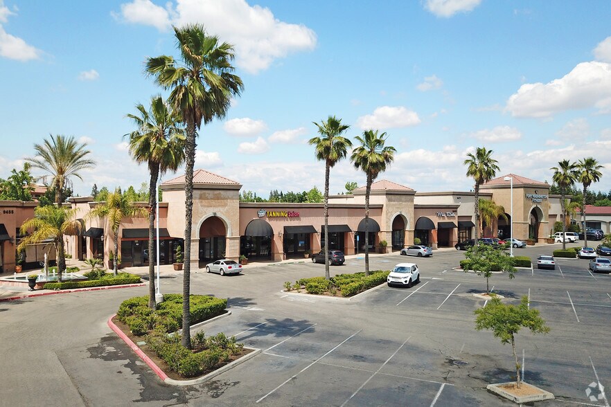 9463-9471 N Fort Washington Rd, Fresno, CA à vendre - Photo du bâtiment - Image 3 de 5