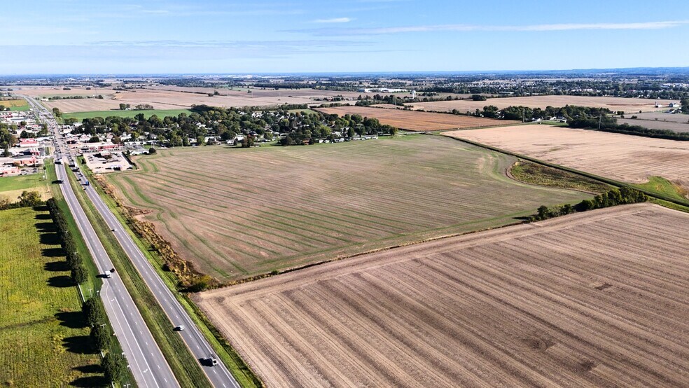 US 23 and SR 316 Rd, South Bloomfield, OH à vendre - Photo du bâtiment - Image 2 de 9