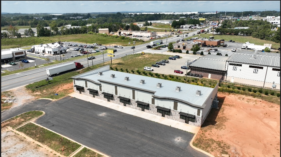 1963 Sc-101, Greer, SC for lease - Building Photo - Image 1 of 8