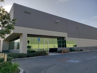 Plus de détails pour 13001-13003 Los Nietos Rd, Santa Fe Springs, CA - Industriel à vendre