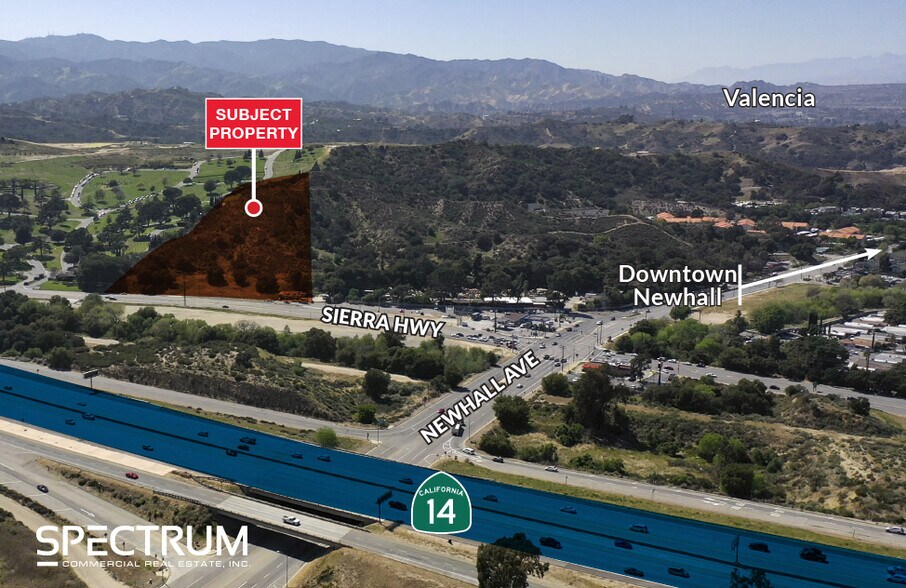 23217 Sierra Hwy, Newhall, CA à vendre - Photo du bâtiment - Image 3 de 8