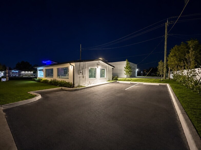 7061 Taft St, Hollywood, FL à vendre - Photo du bâtiment - Image 3 de 12