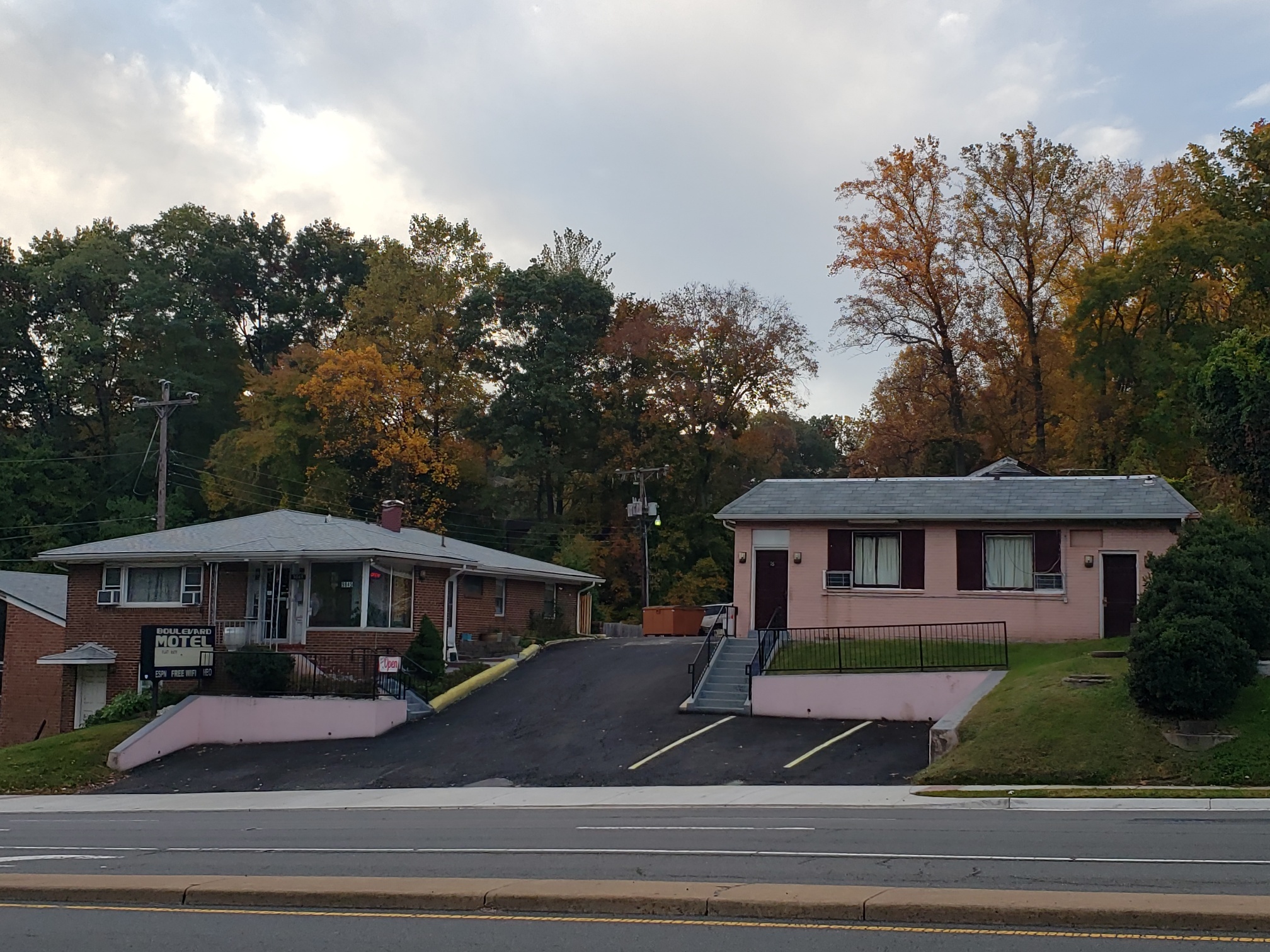 9845 Fairfax Blvd, Fairfax, VA à vendre Photo principale- Image 1 de 1