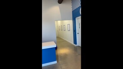 162 Mystic Ave, Medford, MA à louer - Vidéo sur l’inscription commerciale