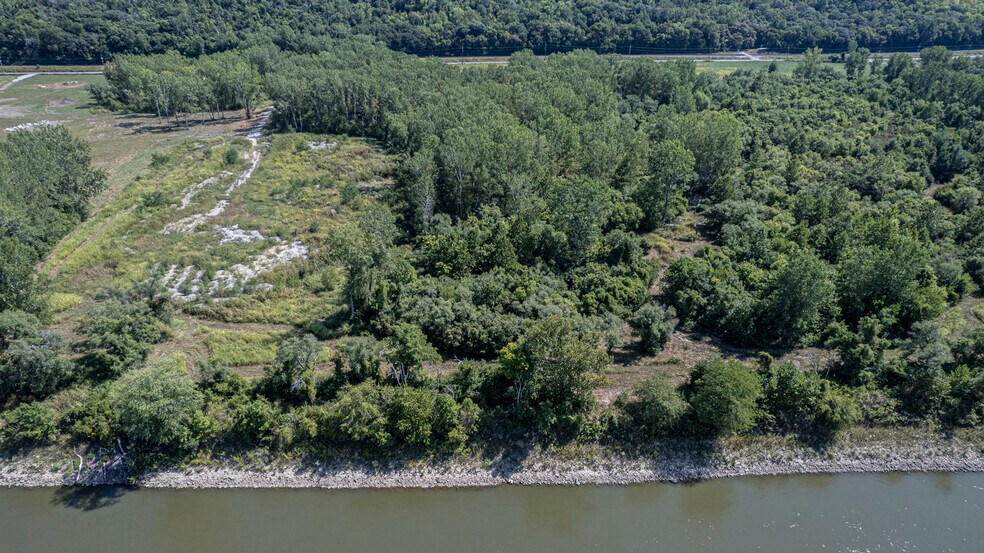 1509 W Broadway St, St Joseph, MO à vendre - Photo du bâtiment - Image 3 de 9